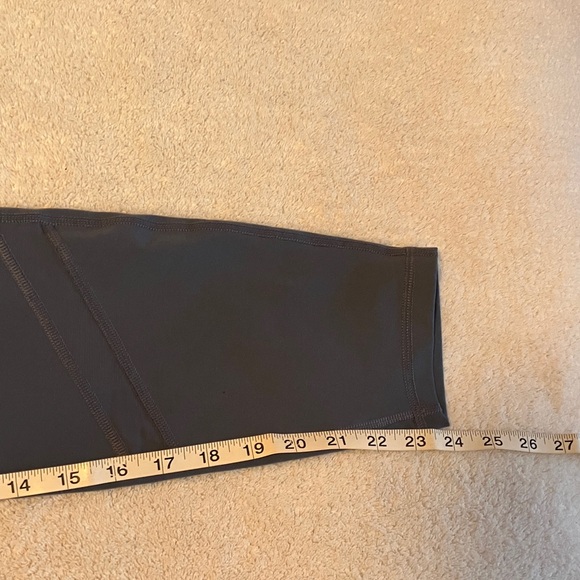 Old Navy high rise moto compression 7/8 leggings - Picture 6 of 9